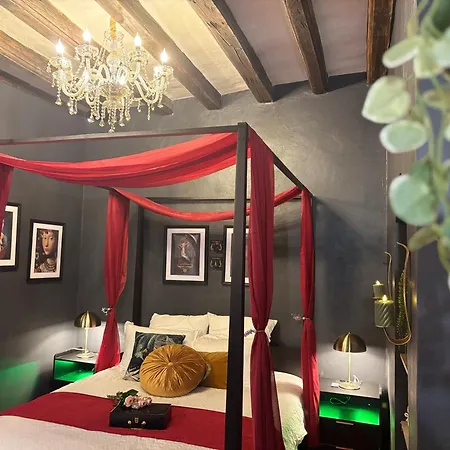 Cocon D'amour - Old Apartment