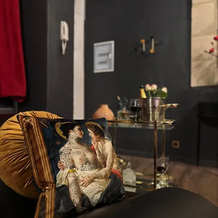 Cocon D'amour - Old Apartament *
