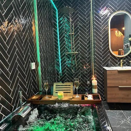 Cocon D'amour - Old Apartament *